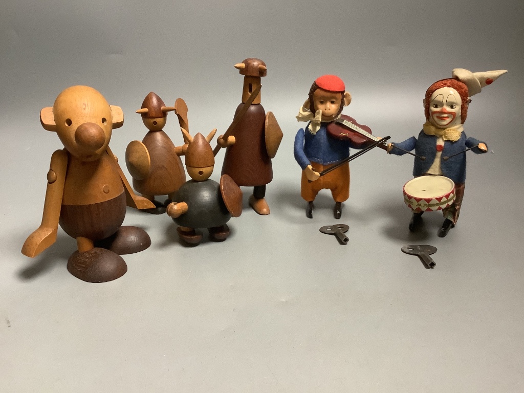 A group of automaton and other toy animals